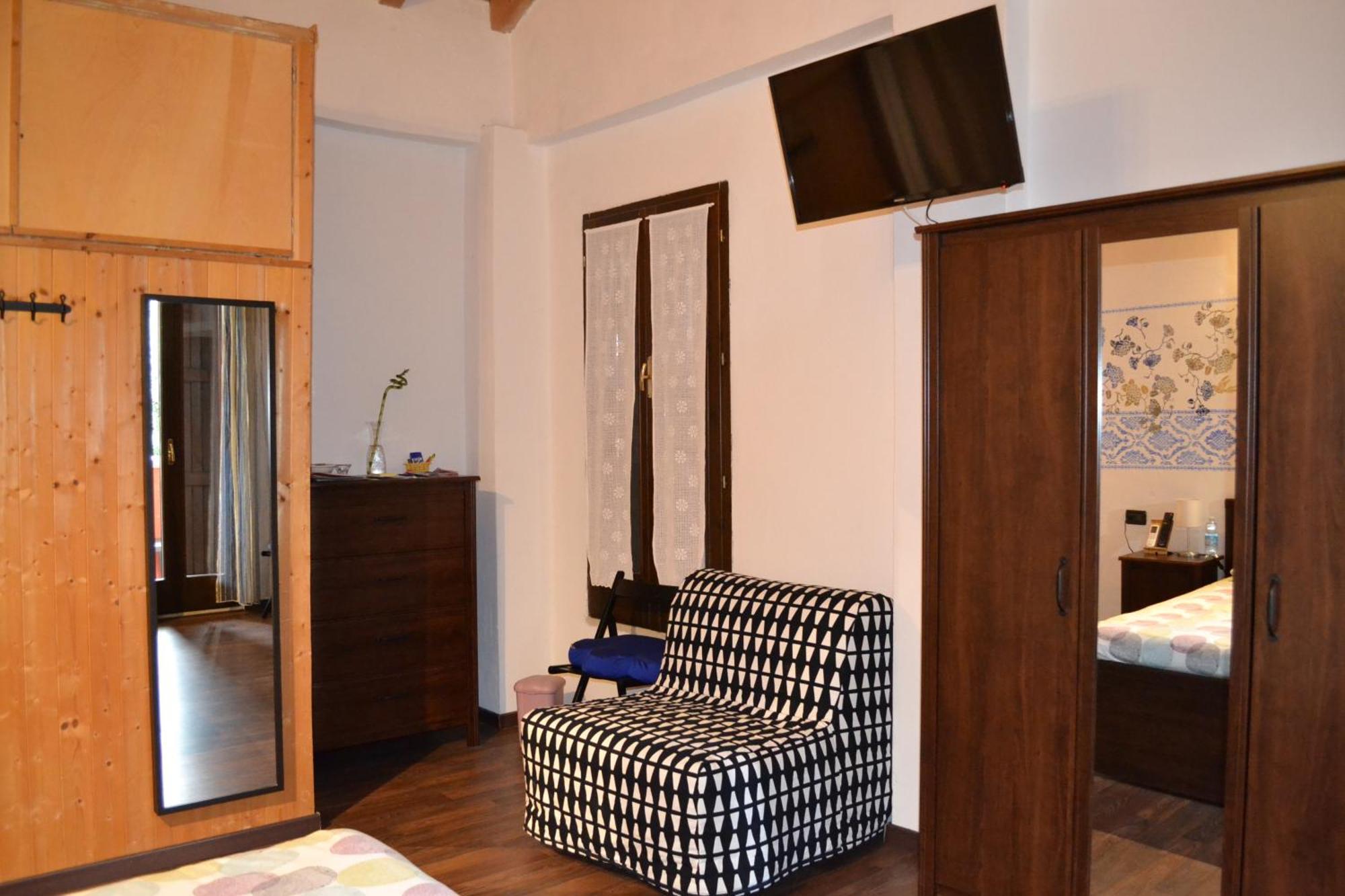 B&B Casa Mia Desenzano del Garda Ruang foto