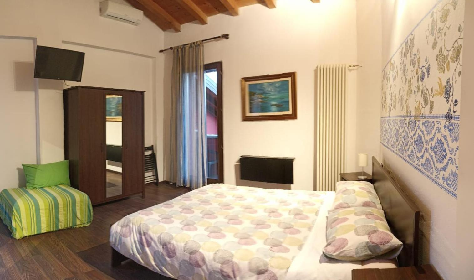 B&B Casa Mia Desenzano del Garda Bagian luar foto